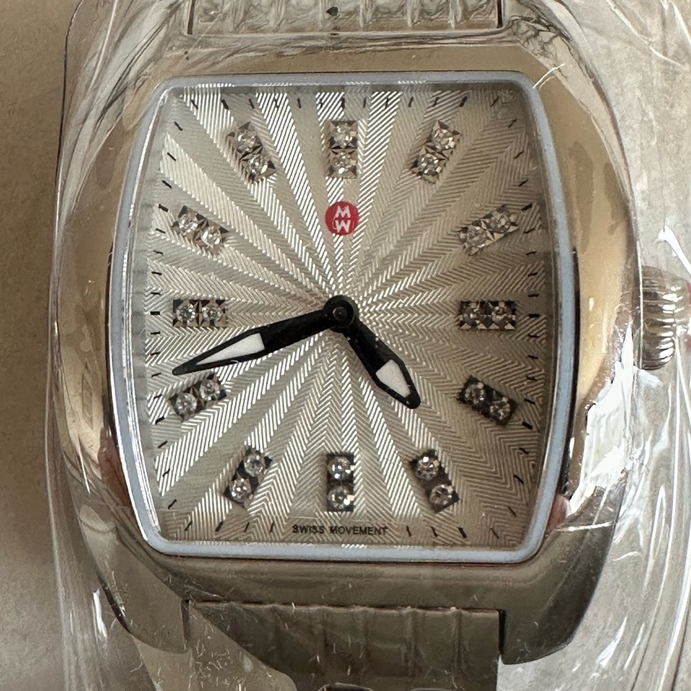 Michele NWT Urban Mini Diamond Bracelet Watch, 29mm - Picture 4 of 9